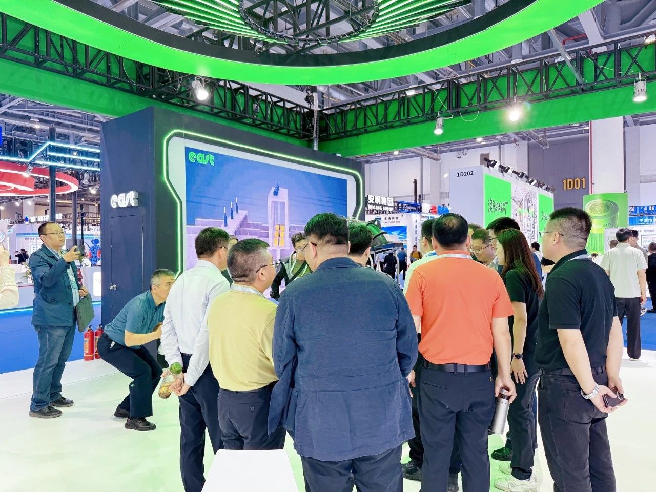 东方泵业携多款创新产品与解决方案惊艳亮相中国城镇供水排水协会2025年会